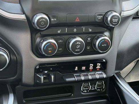 Used 2022 RAM 1500 Big Horn w/ Night Edition AWD/4WD image 15