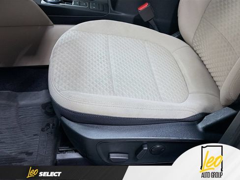 Used 2021 Ford Escape SE w/ Convenience Package FWD image 22
