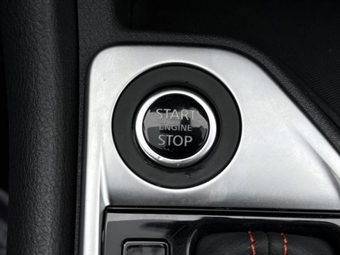 Certified 2025 Nissan Sentra SR image 18