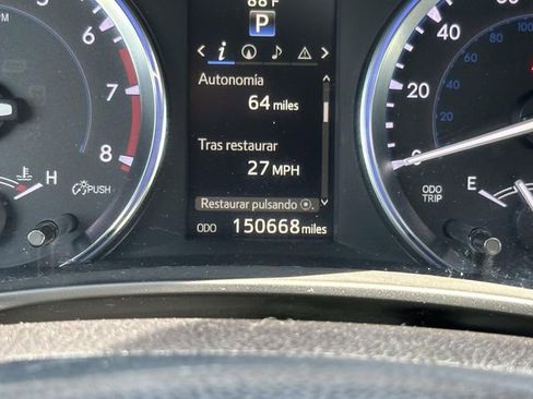 Used 2015 Toyota Highlander XLE AWD/4WD image 29