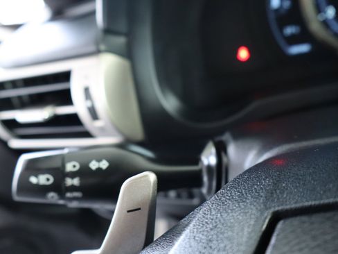 Used 2016 Lexus IS 300 AWD image 24