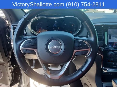 Used 2021 Jeep Grand Cherokee Overland AWD/4WD image 14
