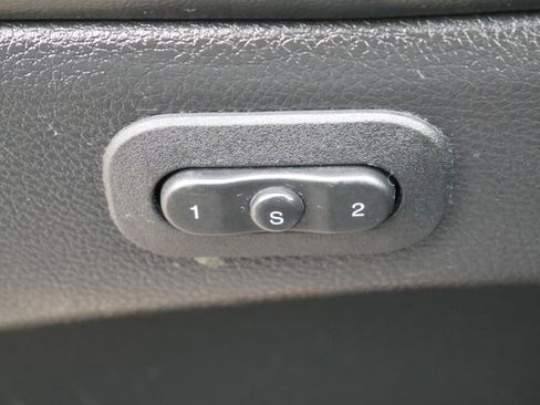 Used 2017 Jeep Grand Cherokee Limited image 28