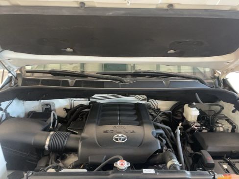 Used 2019 Toyota Tundra SR5 w/ TRD Off Road Package AWD/4WD image 22