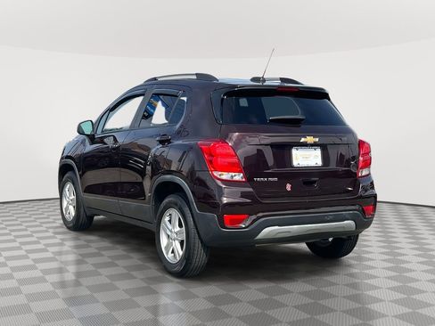 Used 2021 Chevrolet Trax LT w/ LT Convenience Package AWD/4WD image 5