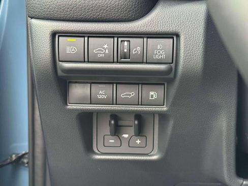 Used 2027 Toyota Land Cruiser AWD/4WD image 22