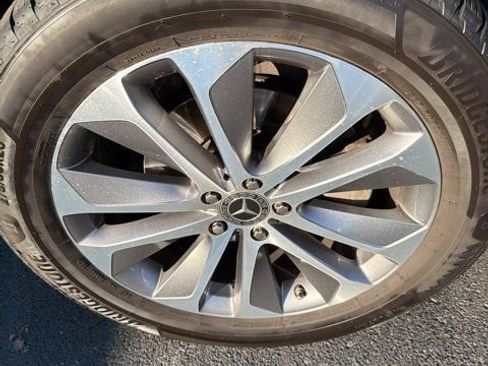 Used 2020 Mercedes-Benz GLE 350 image 2