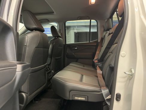 Used 2023 Honda Ridgeline RTL-E image 35