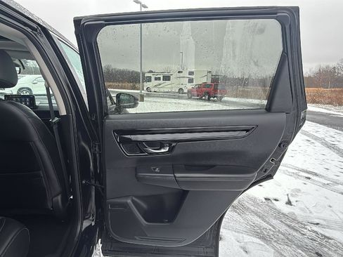 Used 2025 Honda CR-V EX-L image 19