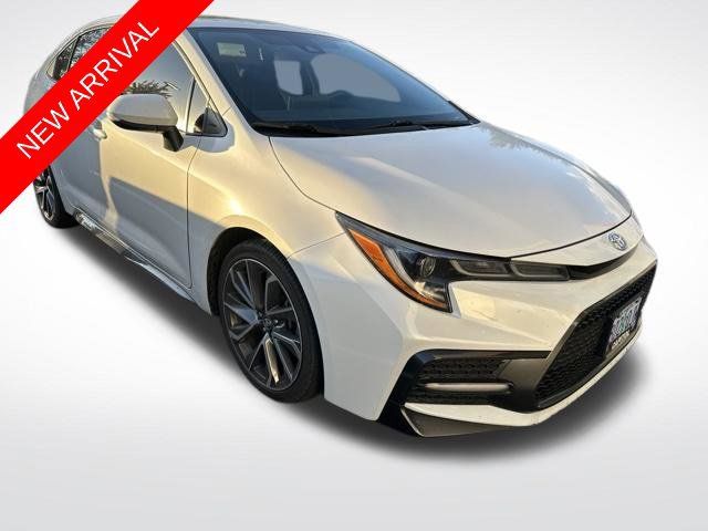 Used 2021 Toyota Corolla XSE FWD image 1
