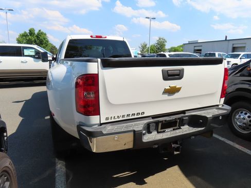 Used 2011 Chevrolet Silverado 3500 LTZ w/ LTZ Plus Package AWD/4WD image 7