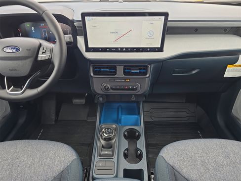 New 2025 Ford Maverick XLT w/ XLT Luxury Package image 10