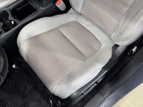 Used 2018 Honda CR-V Touring image 33
