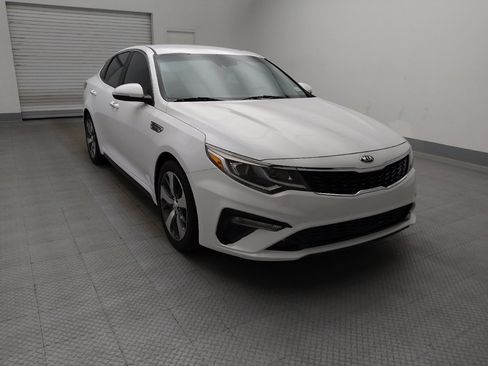 Used 2020 Kia Optima S FWD image 14