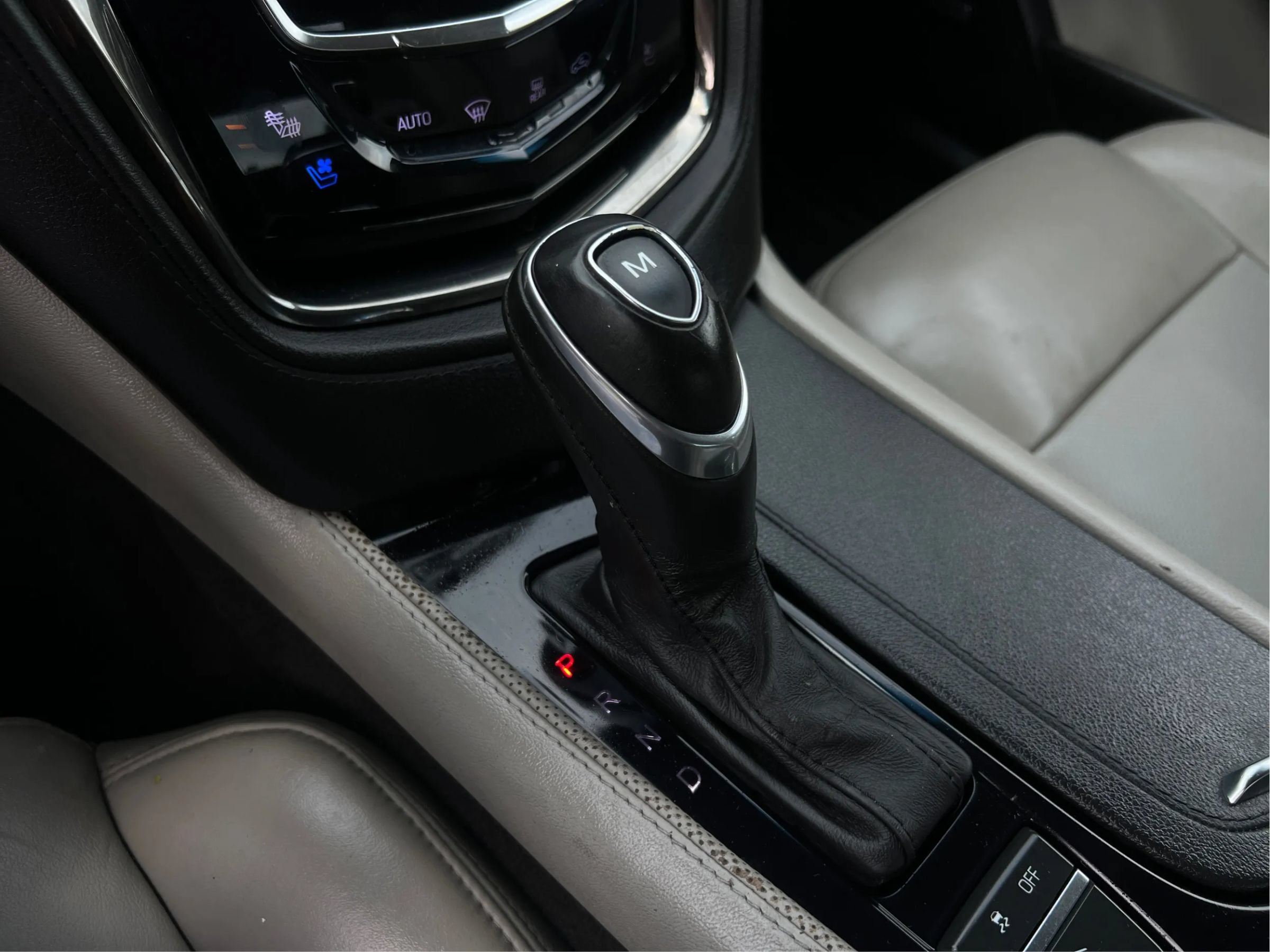 Used 2017 Cadillac CTS Luxury RWD image 39