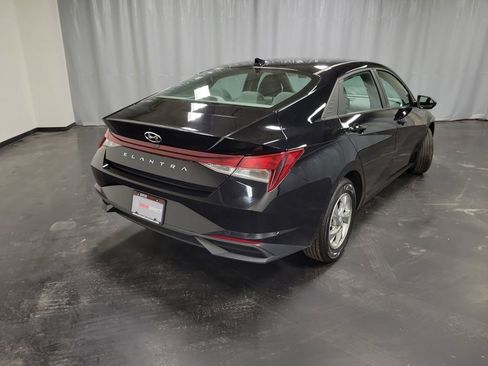 Used 2023 Hyundai Elantra SE image 8