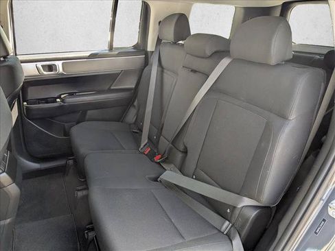 Used 2025 Hyundai Santa Fe SE FWD image 20