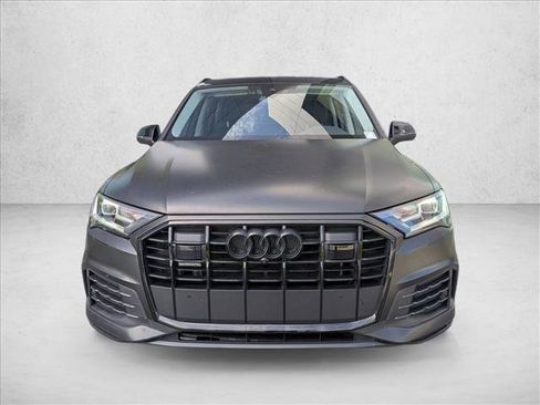 Used 2022 Audi Q7 2.0T Premium Plus w/ Premium Plus Package AWD/4WD image 2