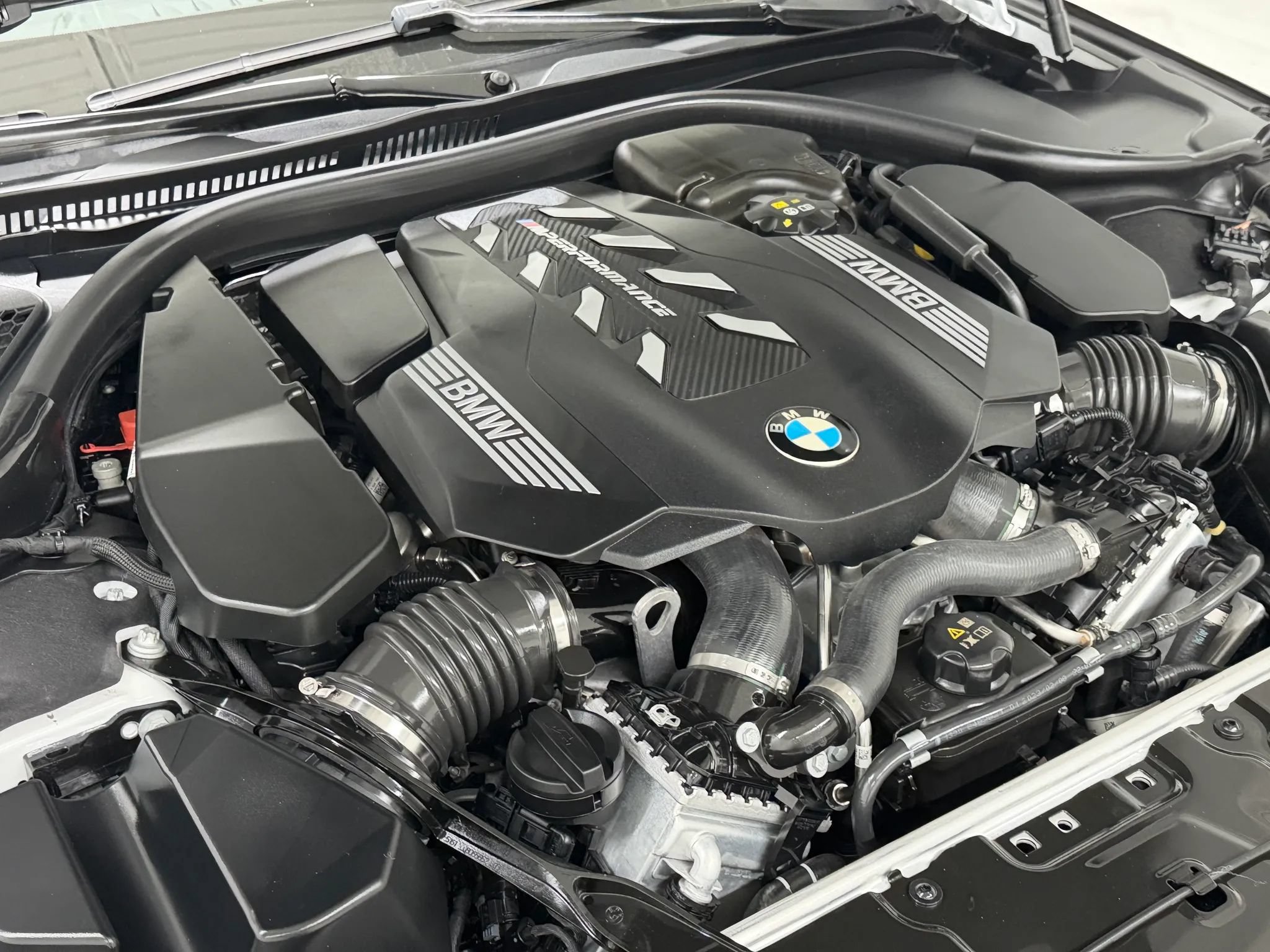 Used 2024 BMW M850i xDrive Coupe AWD/4WD image 93