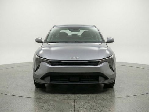 Used 2025 Kia K4 LXS image 2