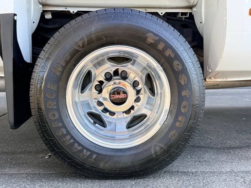 Used 2019 GMC Sierra 3500 Denali w/ Duramax Plus Package AWD/4WD image 14