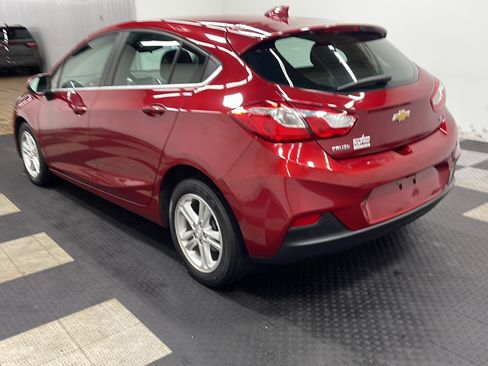 Used 2018 Chevrolet Cruze LT FWD image 15