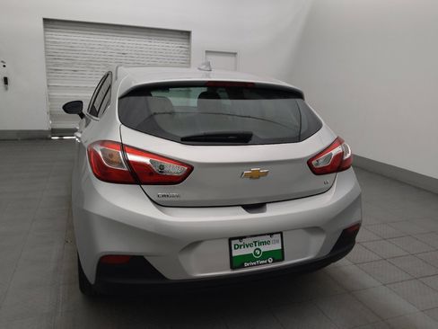 Used 2018 Chevrolet Cruze LT FWD image 5