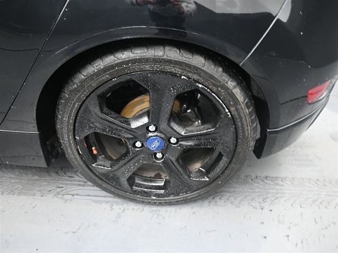 Used 2016 Ford Fiesta ST image 17