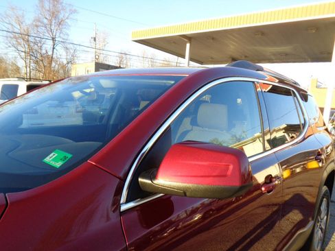 Used 2017 GMC Acadia SLE w/ Driver Alert Package I image 11