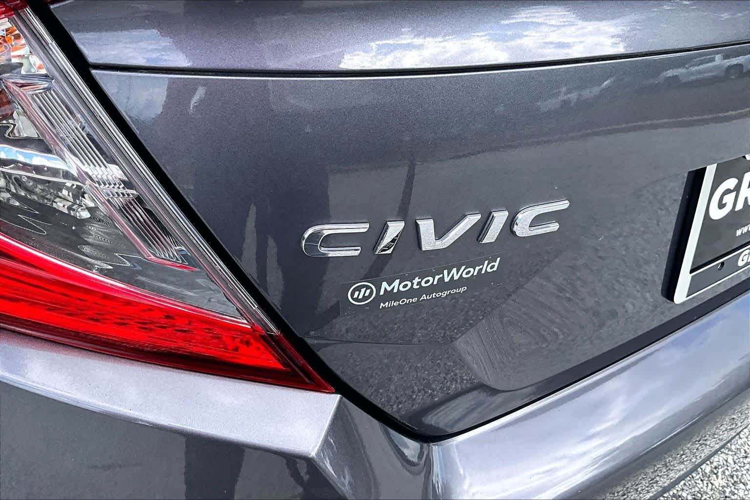 Used 2017 Honda Civic EX image 10