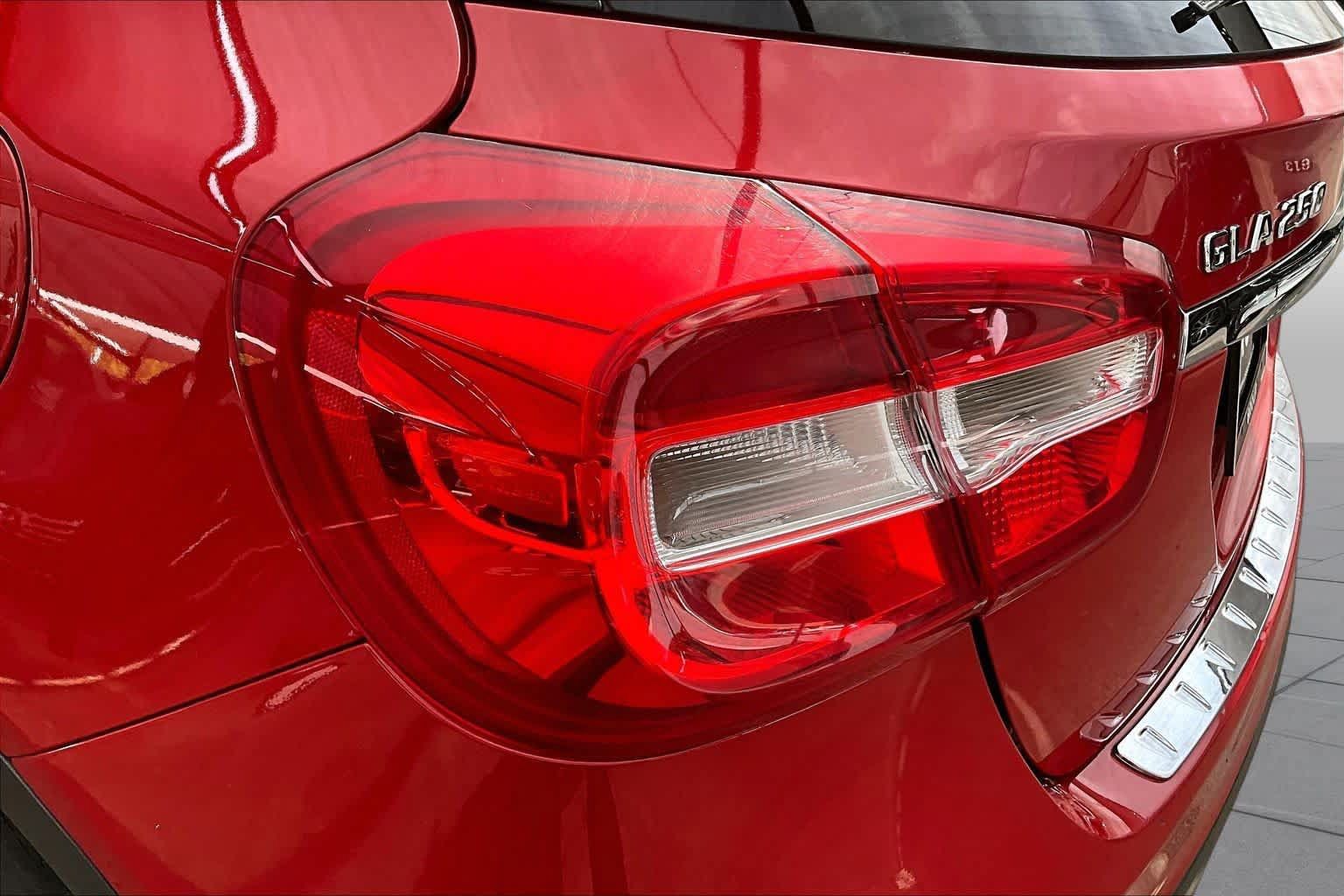 Certified 2018 Mercedes-Benz GLA 250 image 29