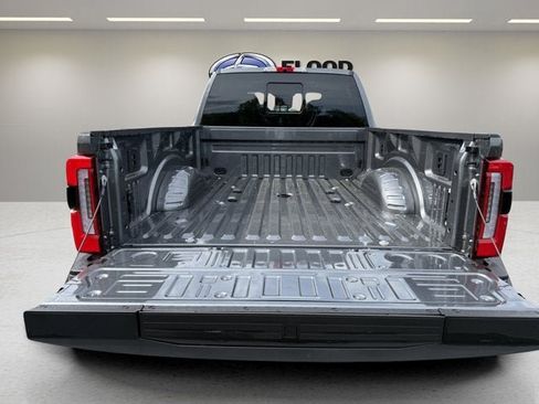 New 2026 Ford F350 Platinum w/ Platinum Plus Package AWD/4WD image 6