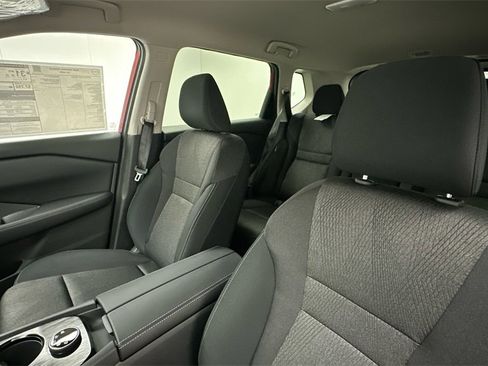 New 2026 Nissan Rogue SV image 9