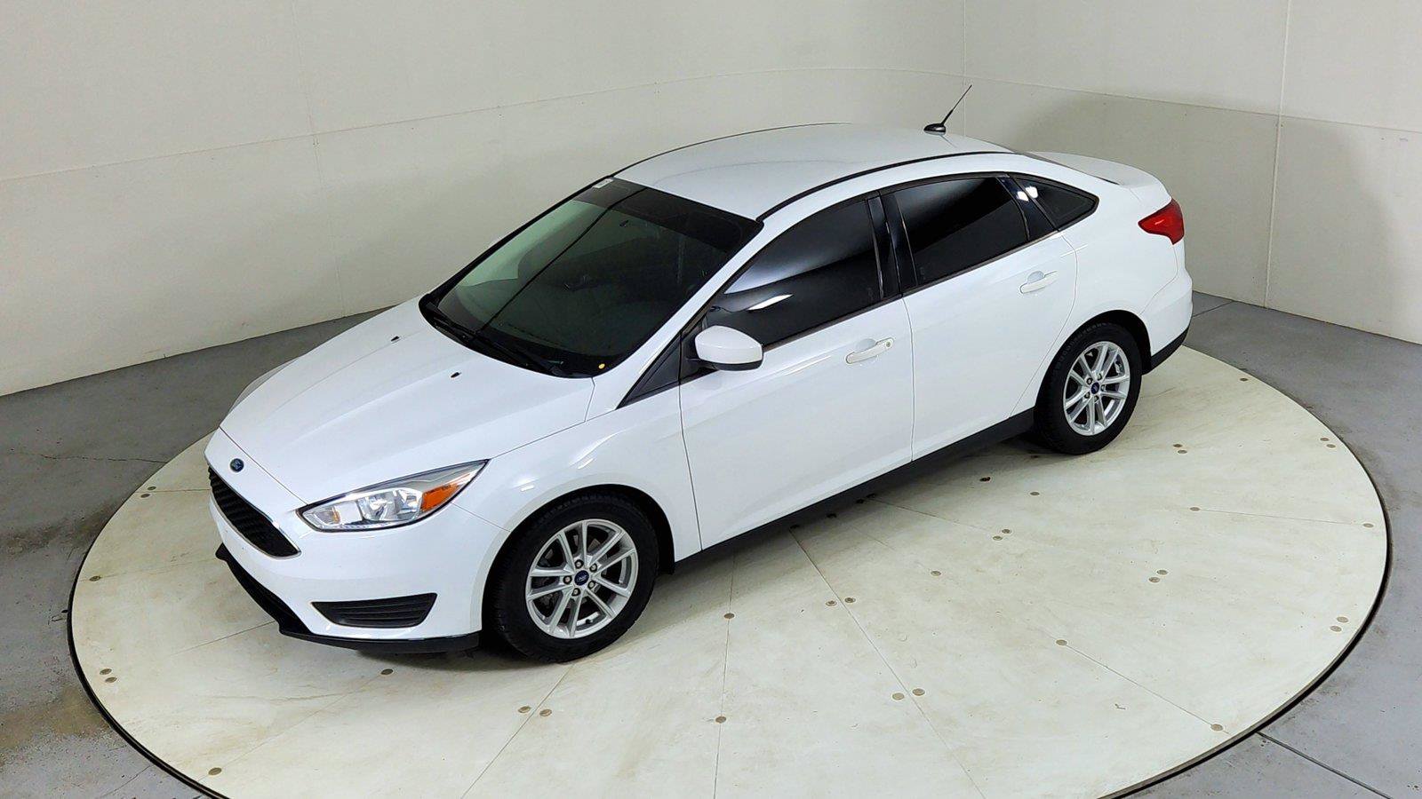 Used 2018 Ford Focus SE FWD image 15