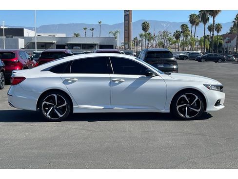 Used 2022 Honda Accord Sport image 7