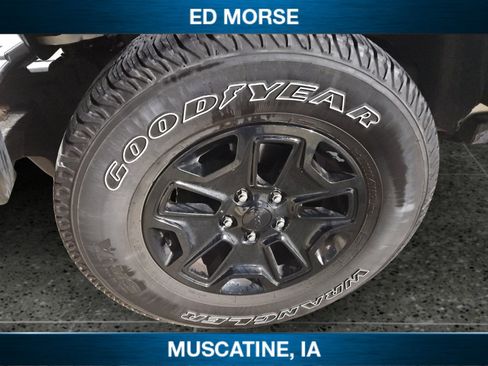 Used 2016 Jeep Wrangler Sport image 9