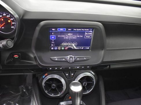Used 2021 Chevrolet Camaro LT image 18