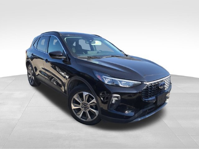 Used 2024 Ford Escape Platinum AWD/4WD image 34
