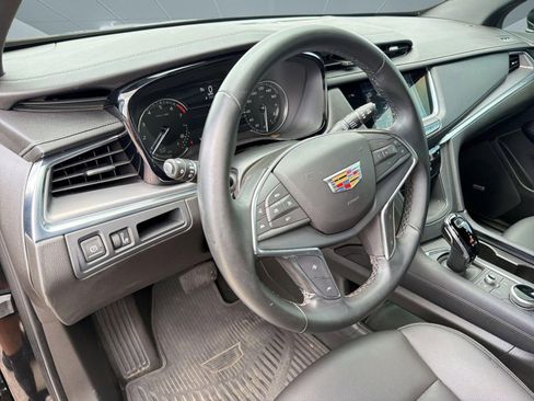 Certified 2024 Cadillac XT5 Luxury image 4