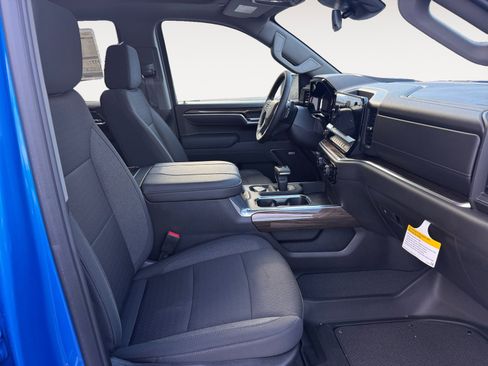 New 2025 Chevrolet Silverado 1500 RST AWD/4WD image 15