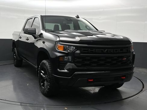 Used 2025 Chevrolet Silverado 1500 Custom Trail Boss AWD/4WD image 8