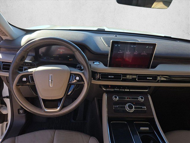 Used 2024 Lincoln Aviator Reserve w/ Equipment Group 201A RWD image 17