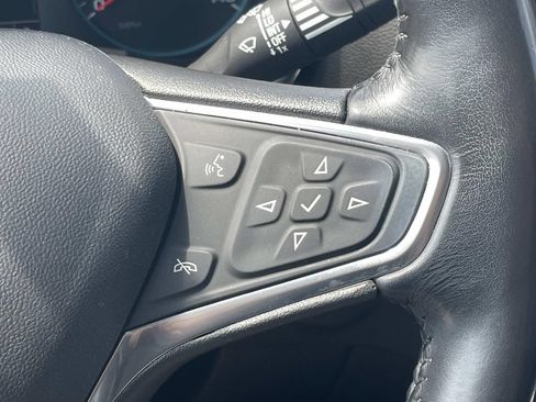 Used 2018 Chevrolet Equinox LT FWD image 27
