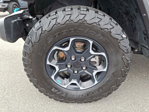 Used 2022 Jeep Wrangler Unlimited Rubicon 4xe w/ Cold Weather Group image 8