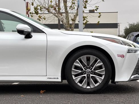 Used 2023 Toyota Mirai XLE w/ Advanced Technology Package image 35