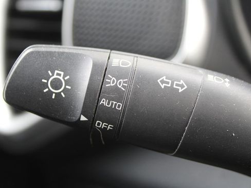 Certified 2021 Kia Soul LX image 26