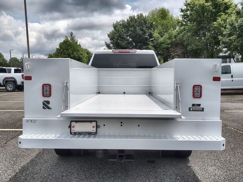 New 2025 GMC Sierra 3500 Pro w/ Convenience Package image 24