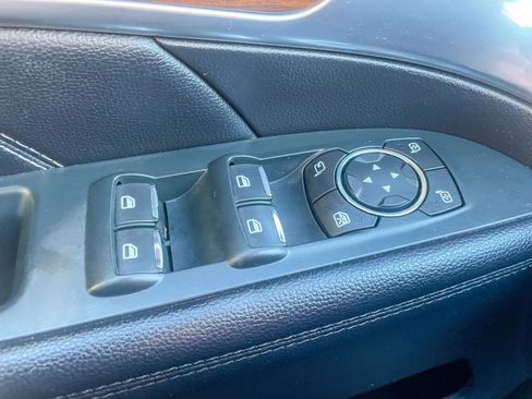 Used 2018 Ford Explorer Limited AWD/4WD image 37