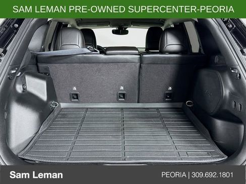 Used 2022 Jeep Cherokee Trailhawk w/ Sound & Nav Group image 25