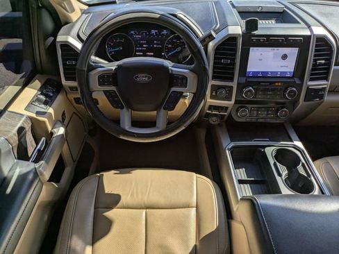 Used 2021 Ford F350 Lariat w/ Chrome Package image 16